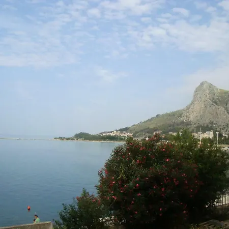 Apartment Zara Omis