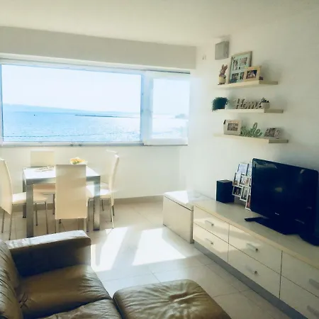 Zara Apartment